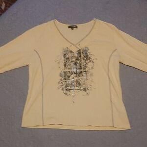 👌Free Add On Mat Cream/Yellow Long Sleeve Top with Graphic Design Sz Lg